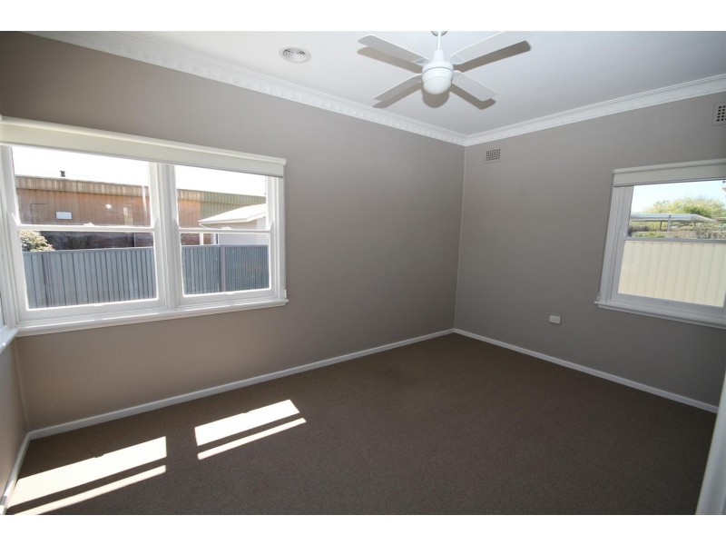 2 Pollux Street, Yass NSW 2582