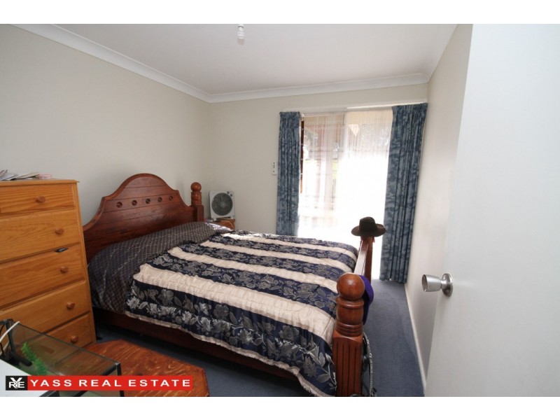 6 Grand Junction Road, Yass NSW 2582