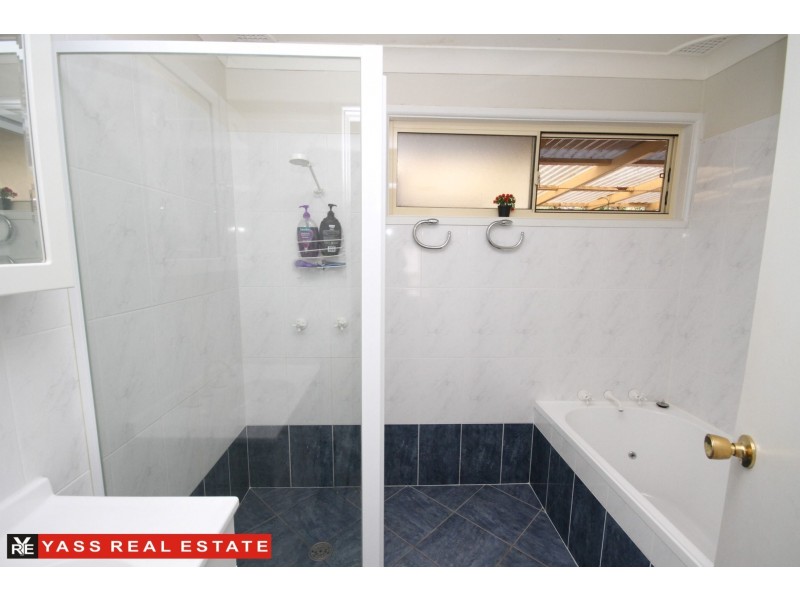 6 Grand Junction Road, Yass NSW 2582