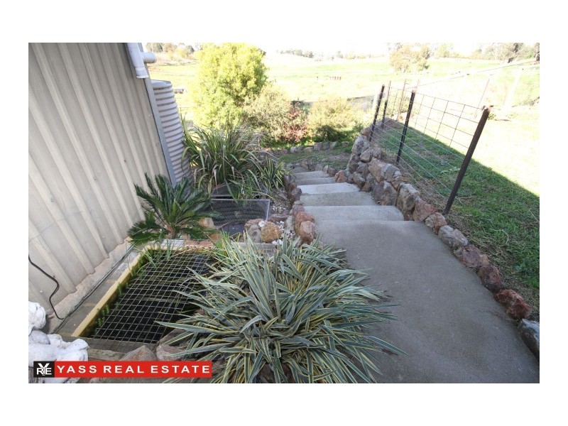 6 Grand Junction Road, Yass NSW 2582