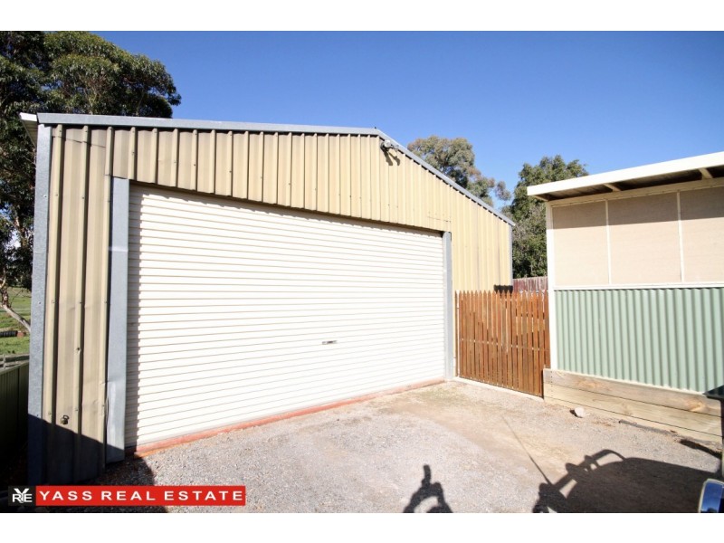 6 Grand Junction Road, Yass NSW 2582
