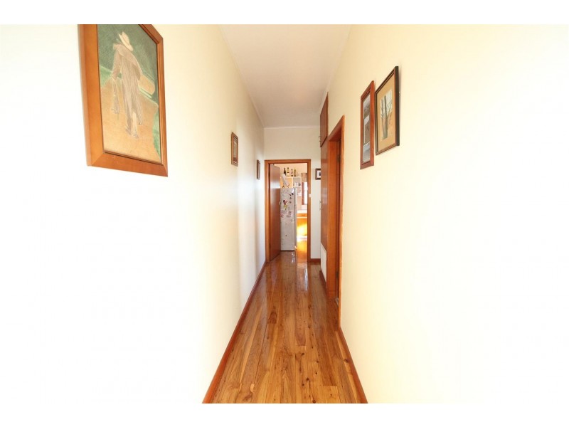 10 Amaroo Place, Yass NSW 2582