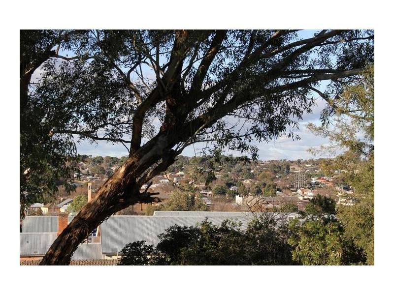 10 Amaroo Place, Yass NSW 2582