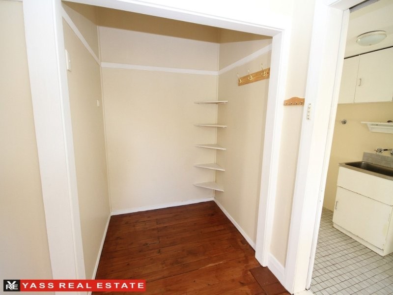 60 Laidlaw Street, Yass NSW 2582