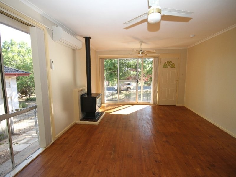 7 Therry Street, Yass NSW 2582