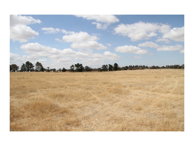 196 Yass Valley Way, Yass NSW 2582