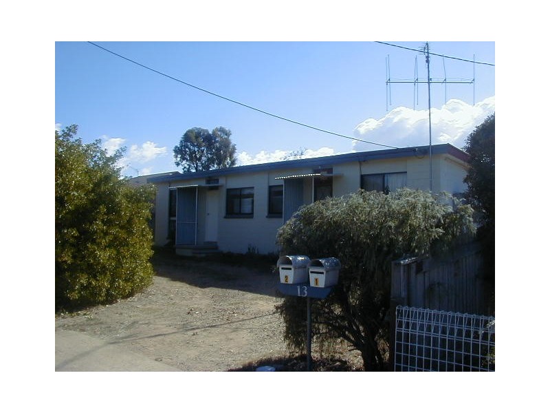 2/13 Hope Street, Yass NSW 2582