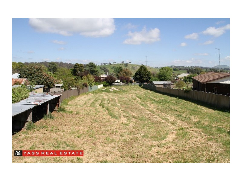 2 Glebe Street, Yass NSW 2582