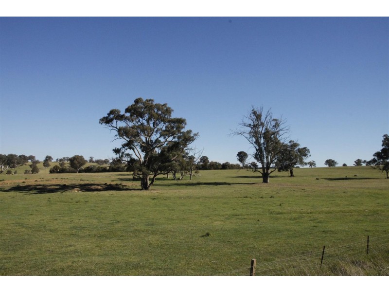 1 Bellevale Road, Yass NSW 2582