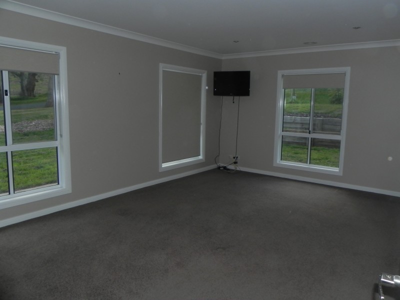 19 Montem Street, Bowning NSW 2582