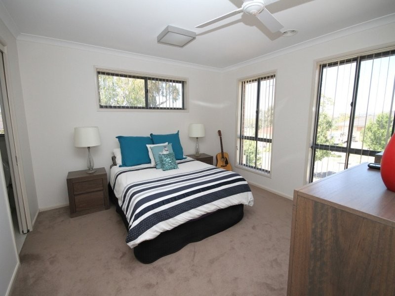 3 Mckenna Avenue, Yass NSW 2582