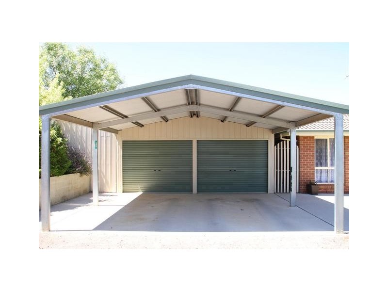 6 Petit Street, Yass NSW 2582