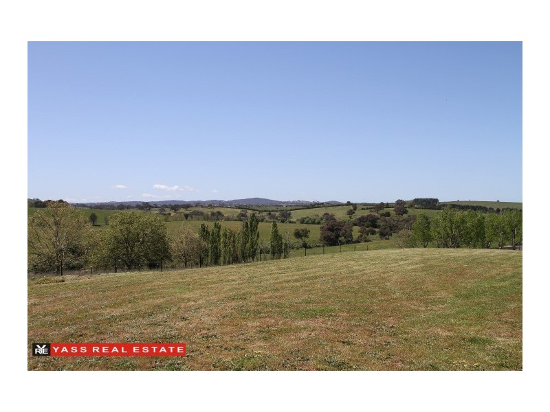 68 Kirkton Road, Yass NSW 2582