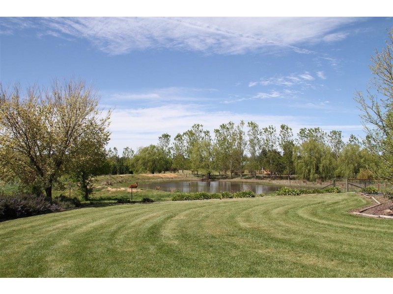 10 Suffolk Avenue, Murrumbateman NSW 2582