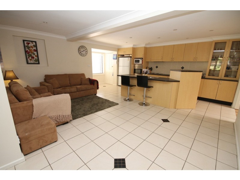11 Victoria Street, Yass NSW 2582