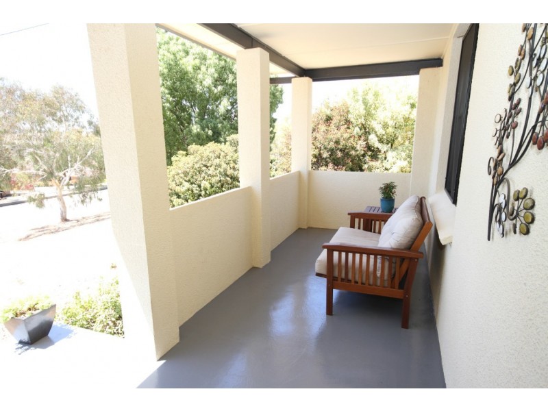 11 Victoria Street, Yass NSW 2582