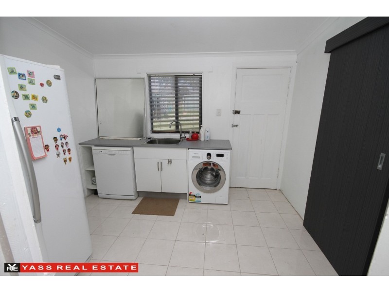 8 Bogolong Street, Bowning NSW 2582