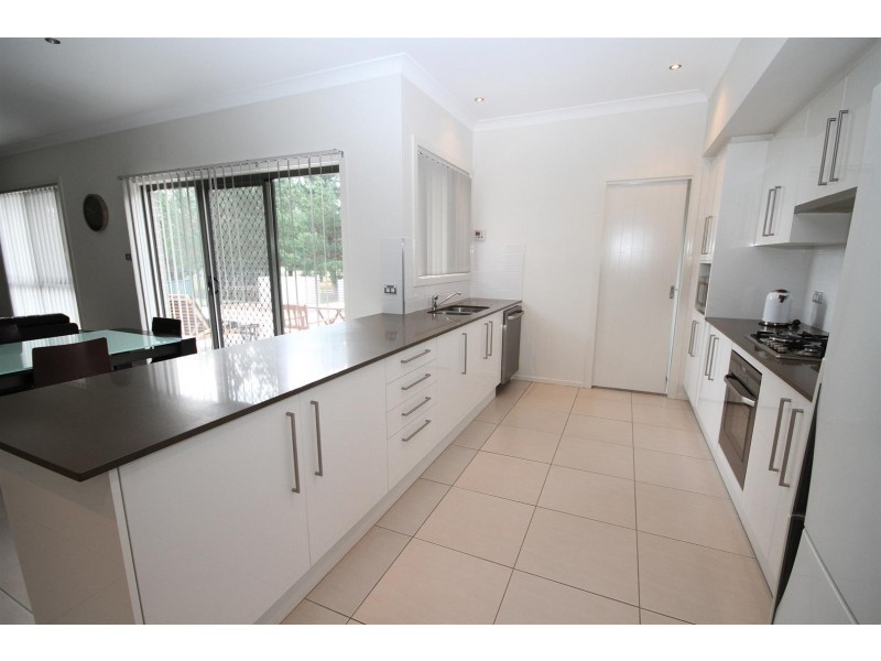 35 Cooks Hill Road, Yass NSW 2582