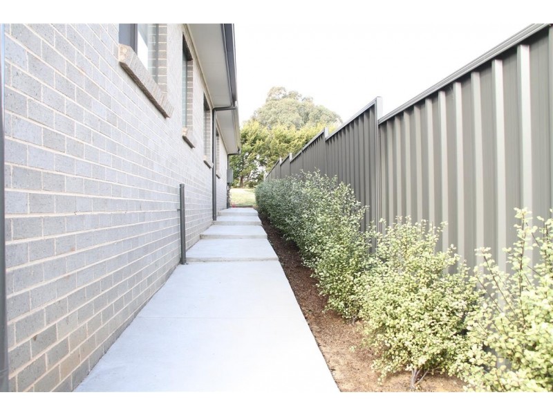 35 Cooks Hill Road, Yass NSW 2582