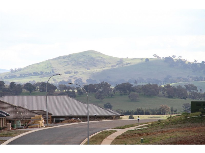 35 Cooks Hill Road, Yass NSW 2582