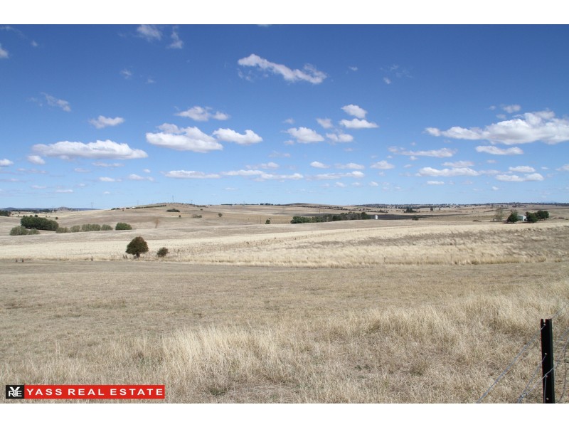 106 Rayner Place, Yass NSW 2582