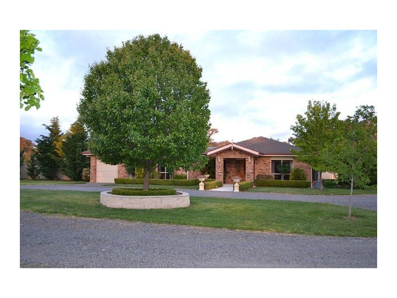 3 Eucalypt Drive, Yass NSW 2582