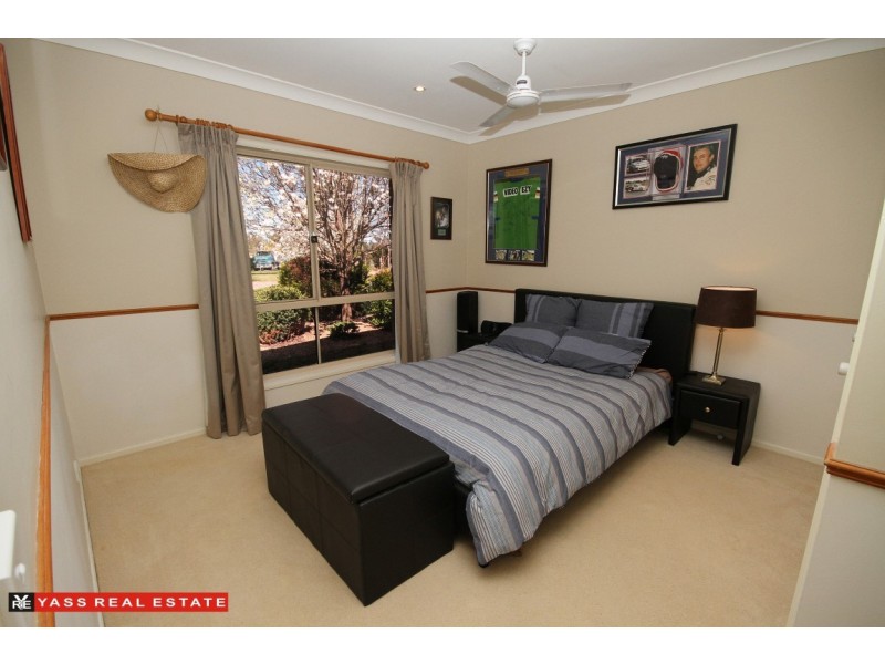 3 Eucalypt Drive, Yass NSW 2582