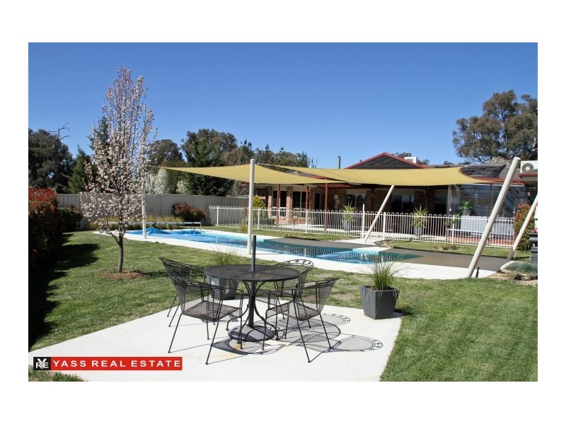 3 Eucalypt Drive, Yass NSW 2582