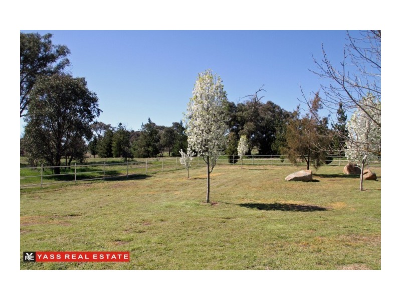 3 Eucalypt Drive, Yass NSW 2582