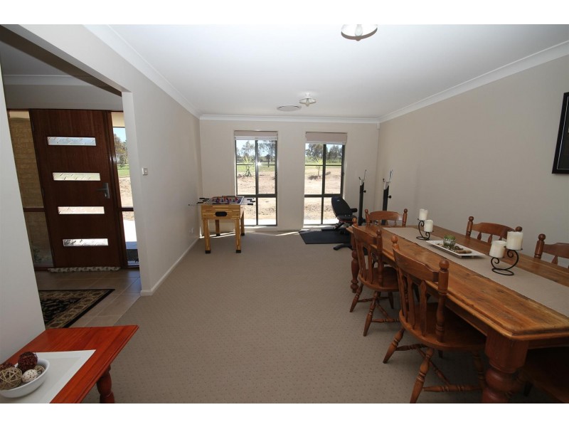 6 Zouch Road, Yass NSW 2582
