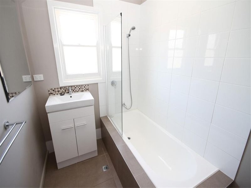 2 Pollux Street, Yass NSW 2582