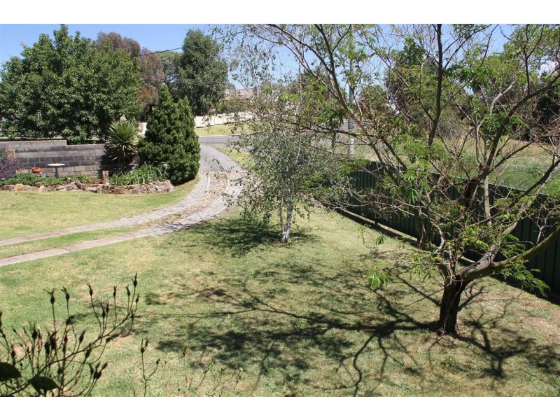 2 Grand Junction Road, Yass NSW 2582