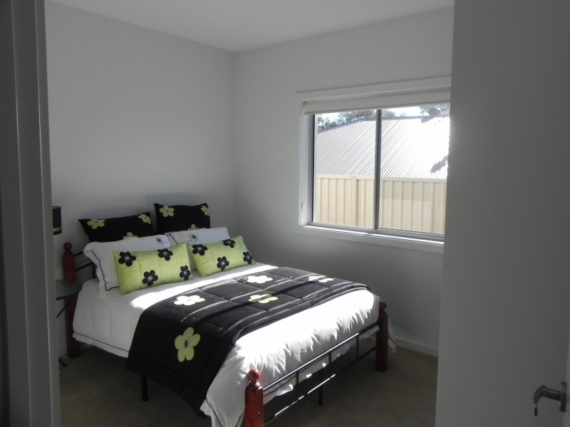 9 Burgess Place, Yass NSW 2582