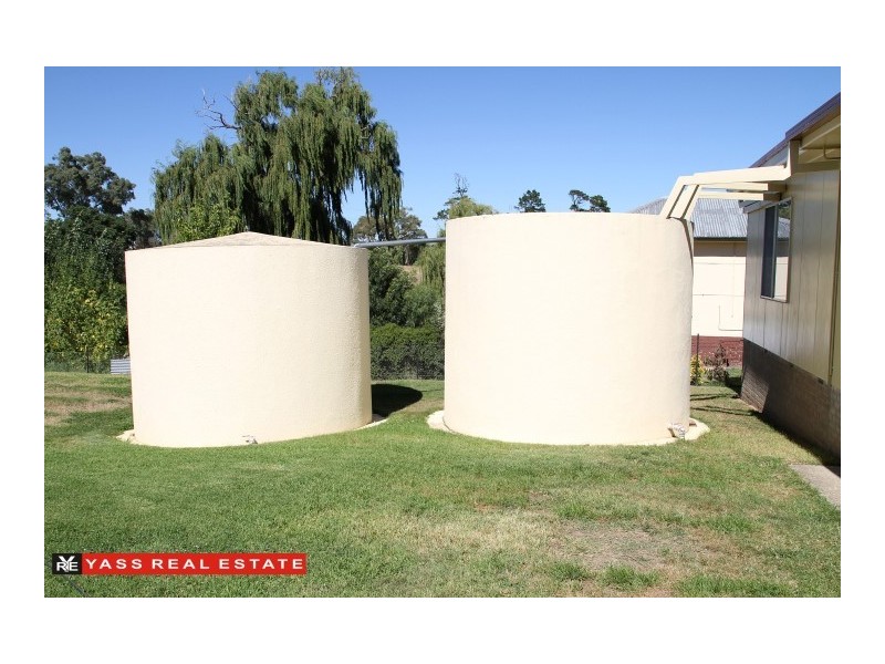 14 Leake Street, Bowning NSW 2582