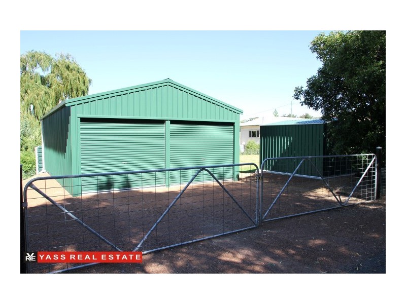 14 Leake Street, Bowning NSW 2582