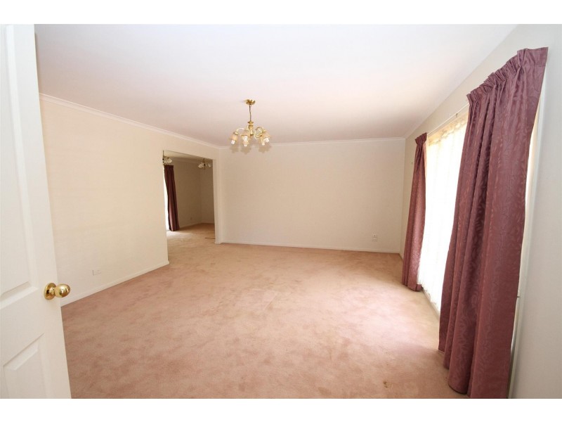 6 Green Street, Yass NSW 2582