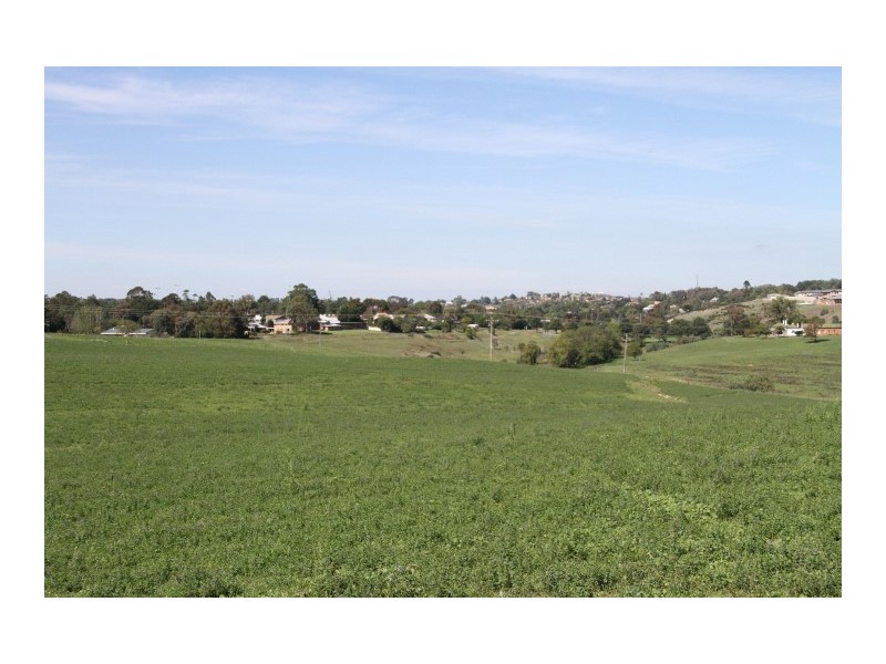 82 Laidlaw Street, Yass NSW 2582