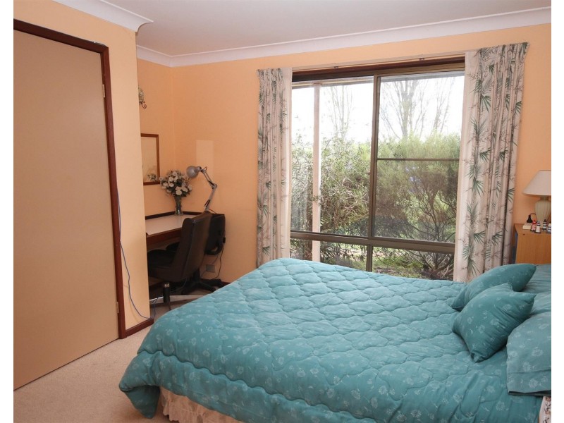 82 Laidlaw Street, Yass NSW 2582