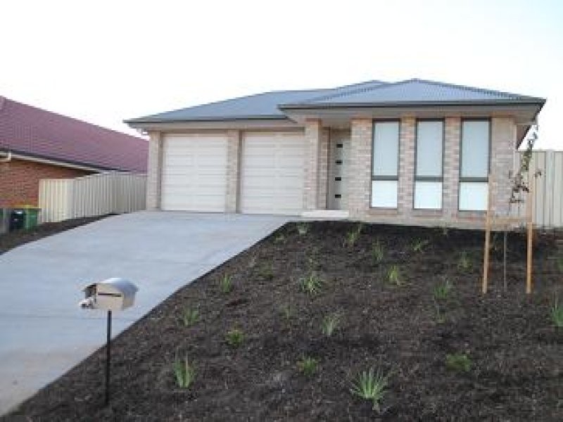 35 Discovery Drive, Yass NSW 2582