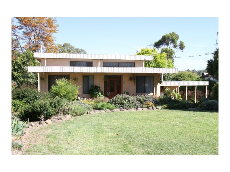 35 Meehan Street, Yass NSW 2582
