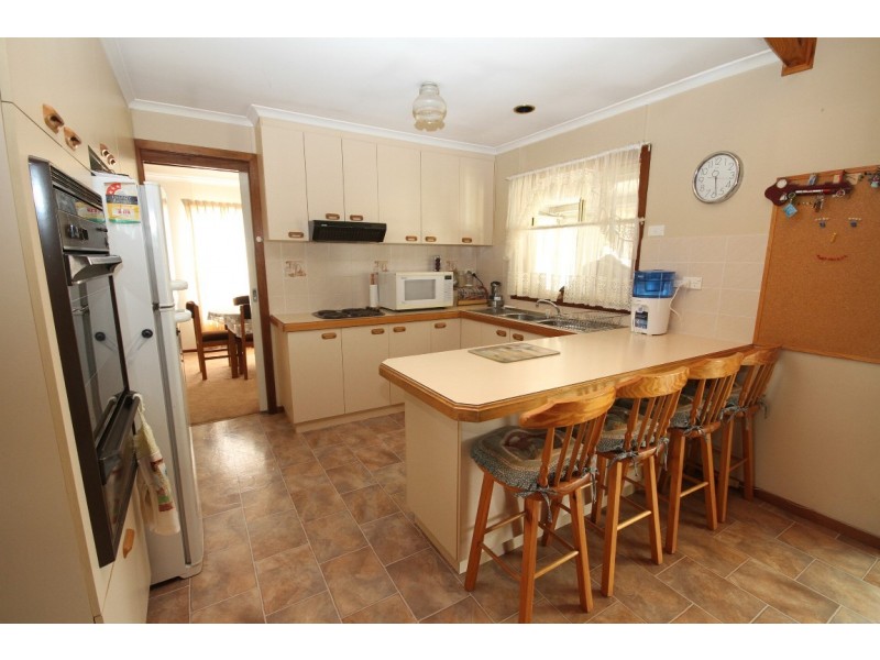 11 Cusack Place, Yass NSW 2582
