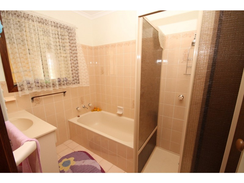 11 Cusack Place, Yass NSW 2582