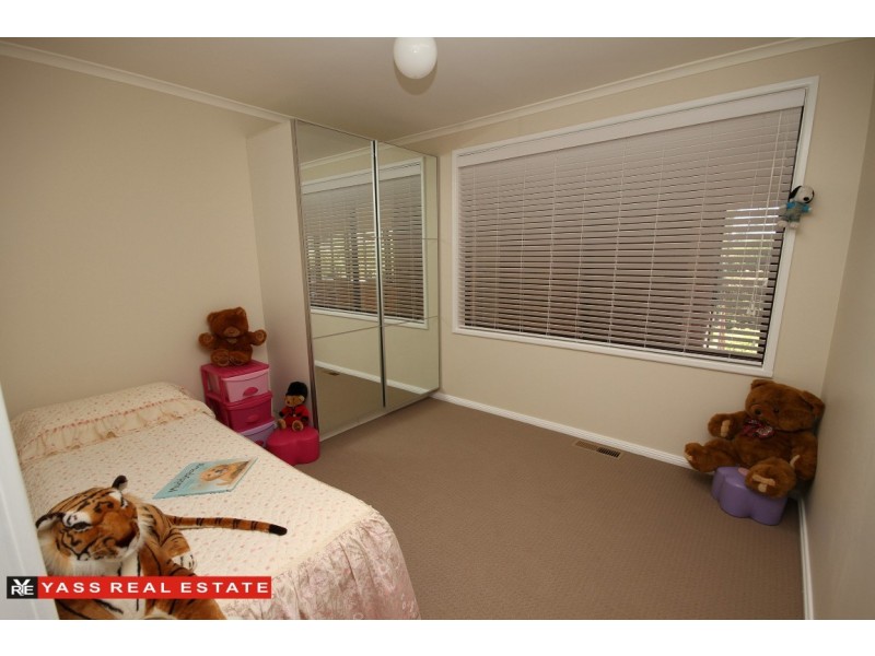 25 Victoria Street, Yass NSW 2582