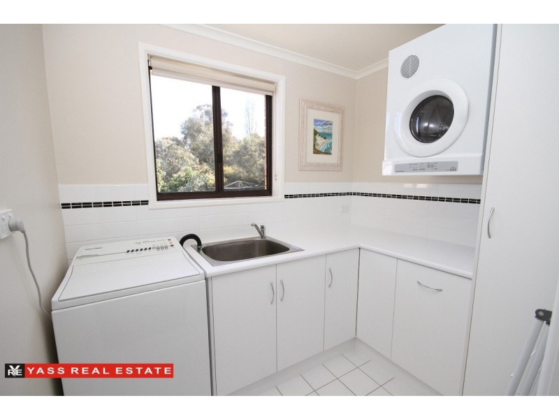 25 Victoria Street, Yass NSW 2582