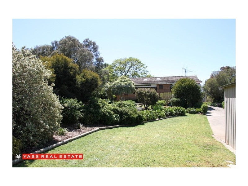 25 Victoria Street, Yass NSW 2582