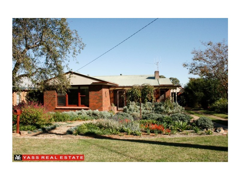 31 Grand Junction Road, Yass NSW 2582
