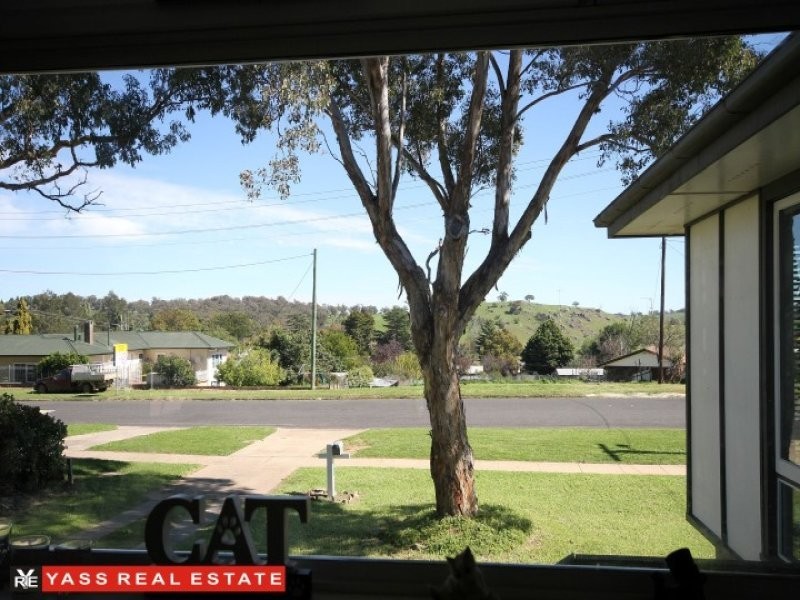 3 Glebe Street, Yass NSW 2582