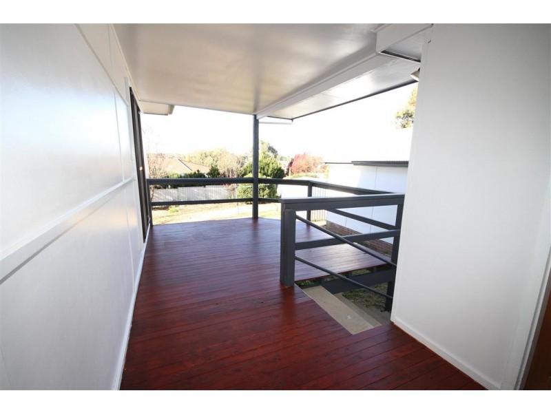 10 Brennan Street, Yass NSW 2582