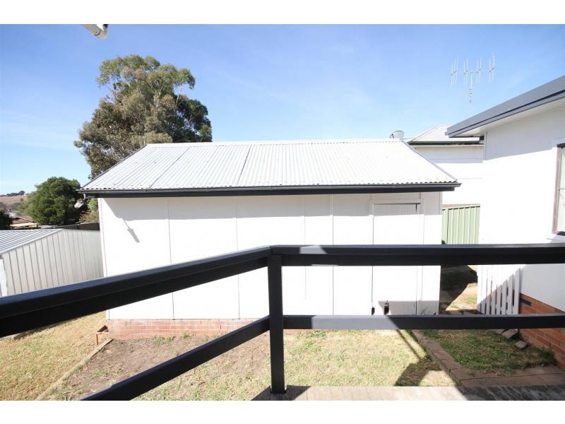 10 Brennan Street, Yass NSW 2582