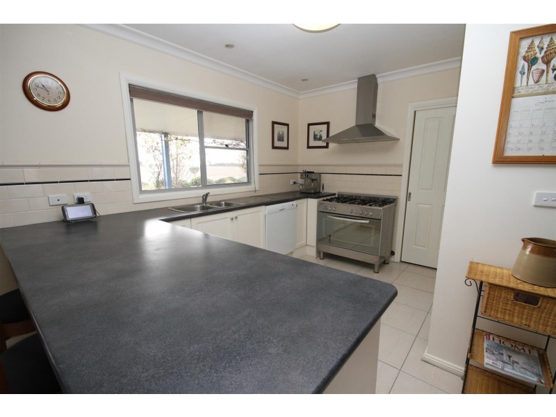 1152 Black Range Road, Yass NSW 2582